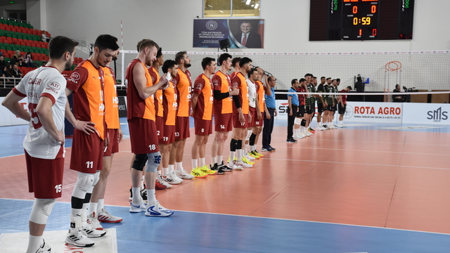 Voleybol: SMS Grup Efeler Ligi