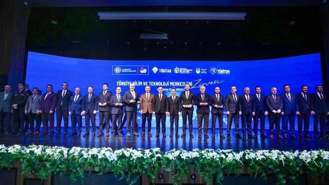 Kayseri Büyükşehir Belediyesine "Uzun Soluklu Emek" ödülü