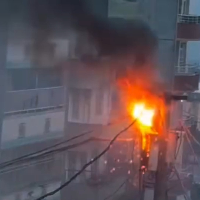 Şanlıurfa'da trafodaki patlama kamerada