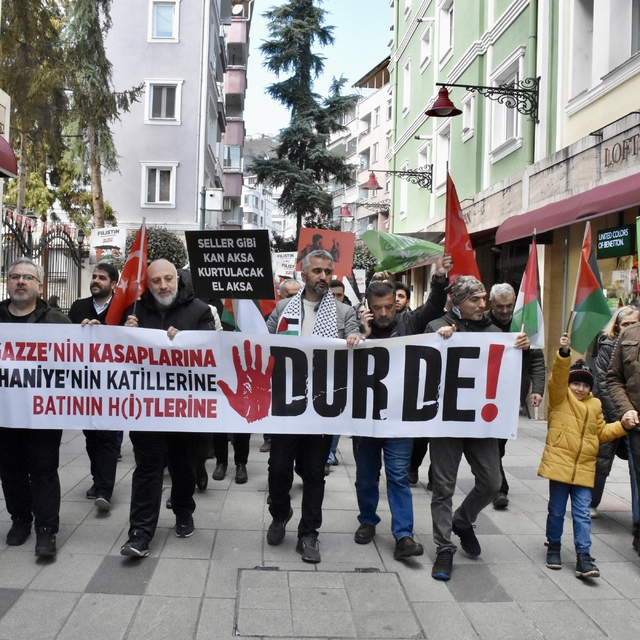Trabzon ve Ordu'da Filistin'e destek yürüyüşü düzenlendi