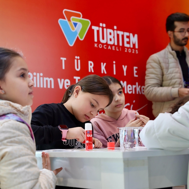 Kocaeli'de 4. Türkiye Bilim ve Teknoloji Merkezleri Zirvesi sona erdi