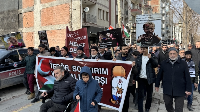 Malatya'da ABD Başkanı Trump'ın Gazze'ye yönelik sözleri protesto edildi