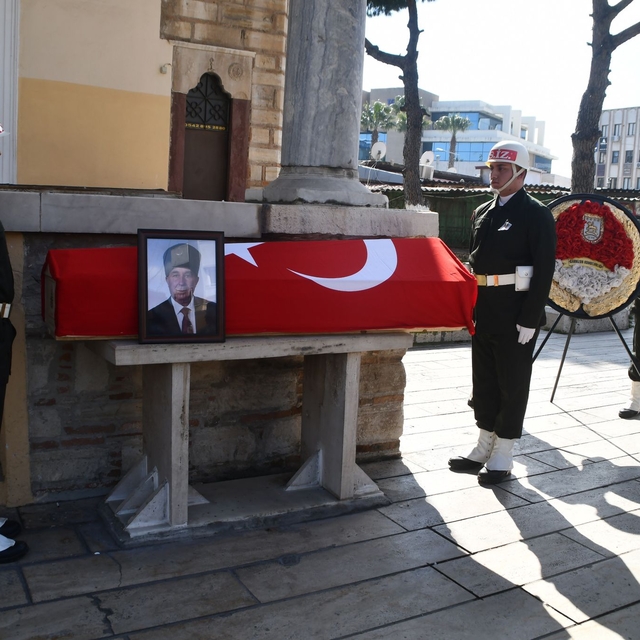 Söke'de Kıbrıs gazisi son yolculuğuna uğurlandı