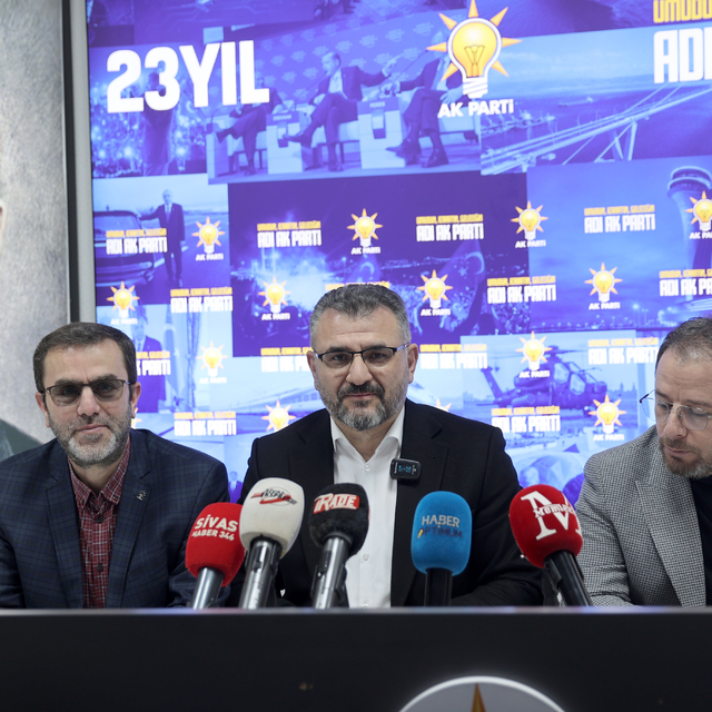 AK Parti Sivas İl Başkanı Tanrıverdi, partilileri 8. Olağan Büyük Kongre'ye...