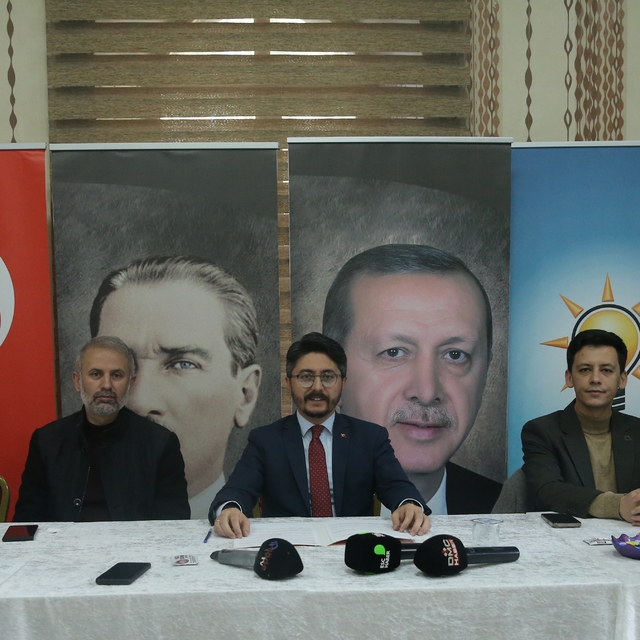 Ak Parti Niğde İl Başkanı Özdemir, basın mensuplarıyla buluştu