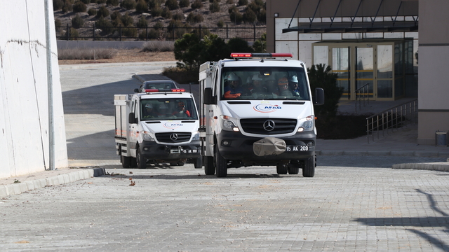 Burdur'da belediyelerin arama kurtarma ekipleri AFAD'dan aldıkları eğitimle profesyonelleşiyor