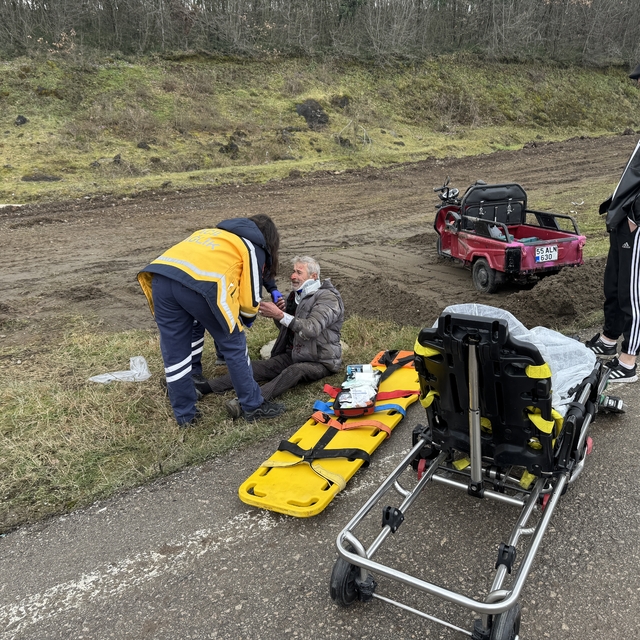 Samsun'da devrilen üç tekerlekli motosikletin sürücüsü yaralandı