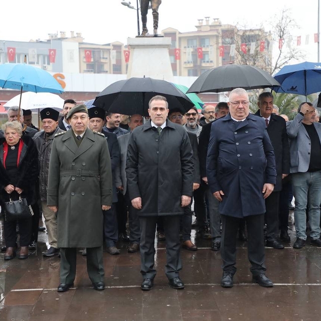 Kurtuluş Savaşı kahramanı Köprülü Hamdi Bey Edremit'te anıldı