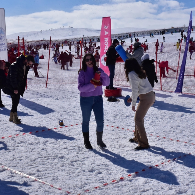Kayseri Büyükşehir Belediyesi Spor AŞ Erciyes'te etkinlik gerçekleştirdi