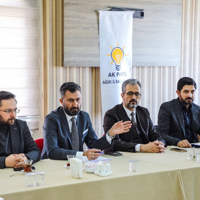 AK Parti Ağrı İl Başkanı Yıldız'dan AK Parti'nin 8. Büyük Olağan Kongresi'n...