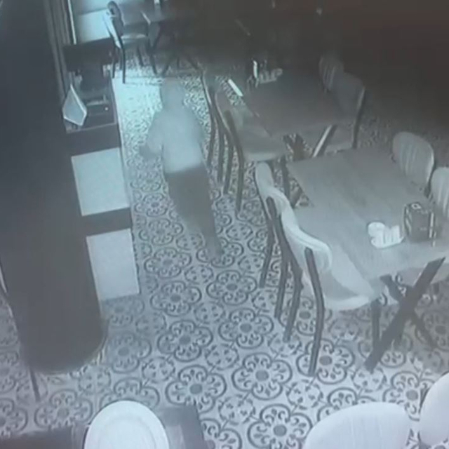 Restorandan hırsızlık kamerada