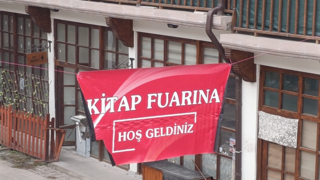 Nallıhan 1. Kitap Fuarı açıldı