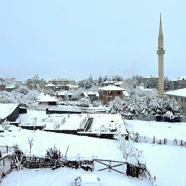 Sinop'ta kar nedeniyle 219 köy yolu ulaşıma kapandı