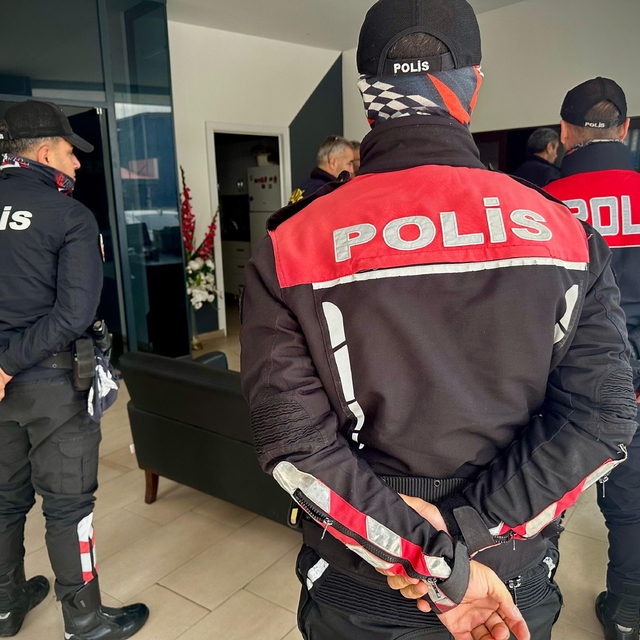 Mersin'de araç kiralama firmaları ve konaklama tesisleri denetlendi