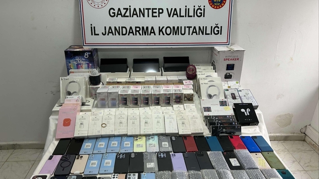 Gaziantep'te kaçakçılık operasyonunda 3 zanlı yakalandı