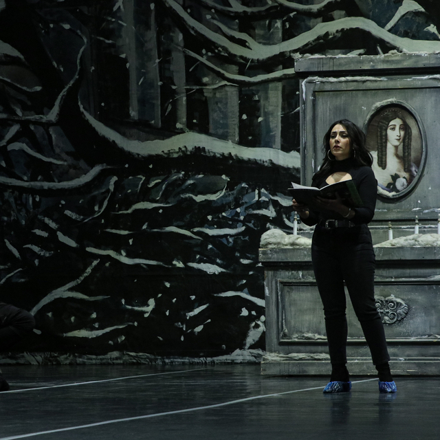 Koreograf Ersoy, 30 yıl önce dans ettiği "Kamelyalı Kadın" balesinin rejisi...