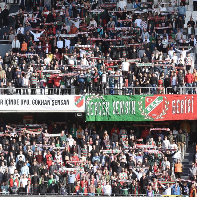 Karşıyaka taraftarından kenetlenme çağrısı