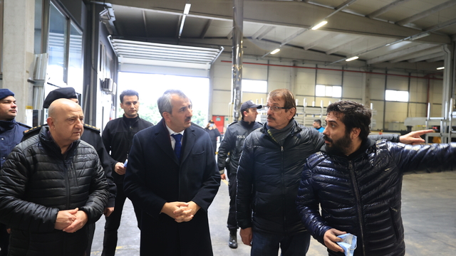 GÜNCELLEME 2 - Edirne'de fabrikada çıkan yangın söndürüldü