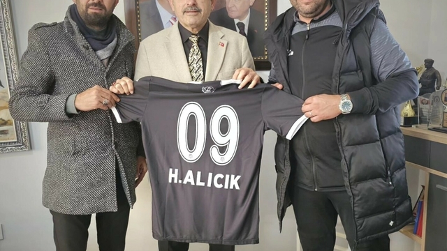 Nazillispor'a Haluk Alıcık desteği