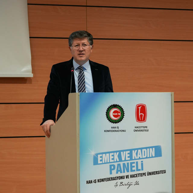 HAK-İŞ ve HÜ'den "Emek ve Kadın" paneli