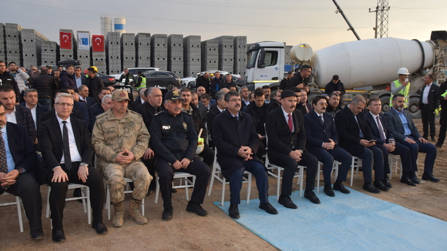 Batman OSB'de trafo merkezi için temel atma ve çivi çakma töreni yapıldı