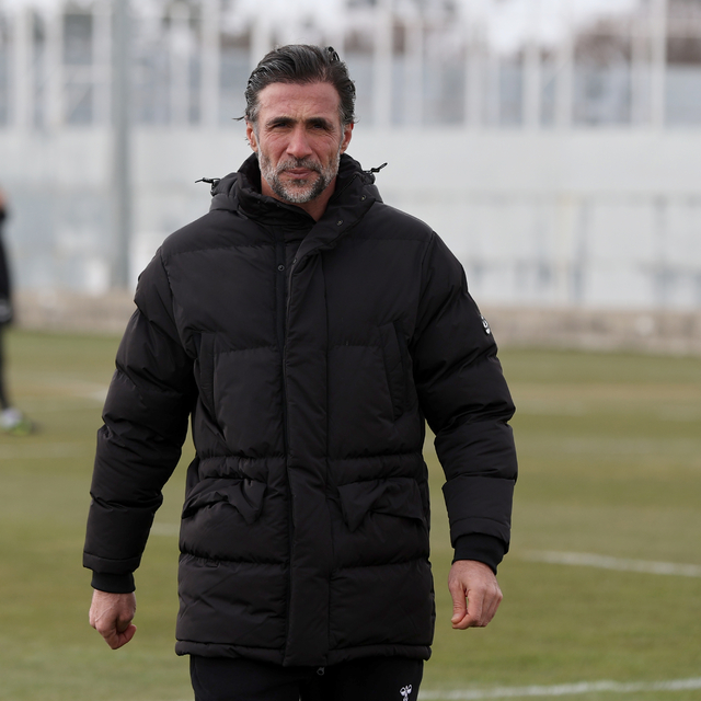 Sivasspor Teknik Direktörü Erdoğan'dan "kenetlenme" çağrısı: