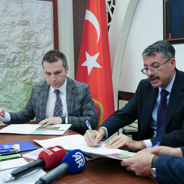 Hakkari'de sahipli köpekler kimliklendirilerek takipleri sağlanacak