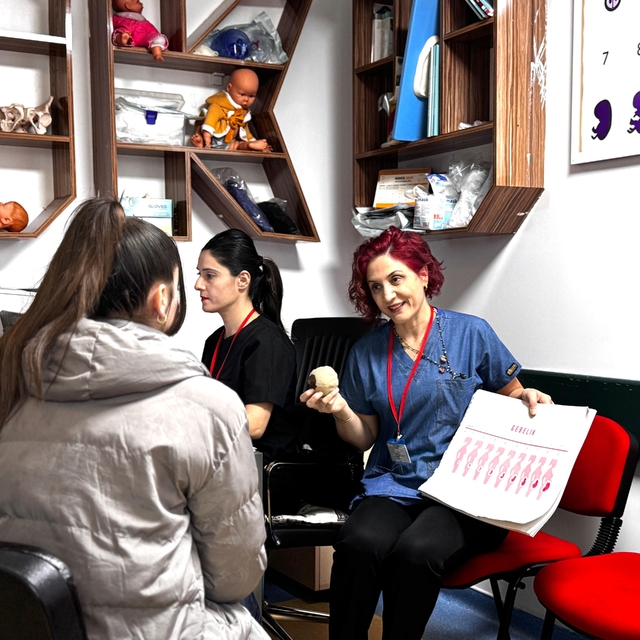 Diyarbakır'da ebe polikliniği akşam de hizmet verecek