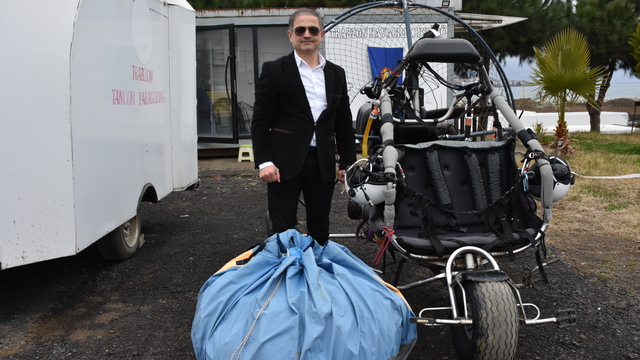 Engelleri aşıp uçuş hayalini gerçekleştirdi