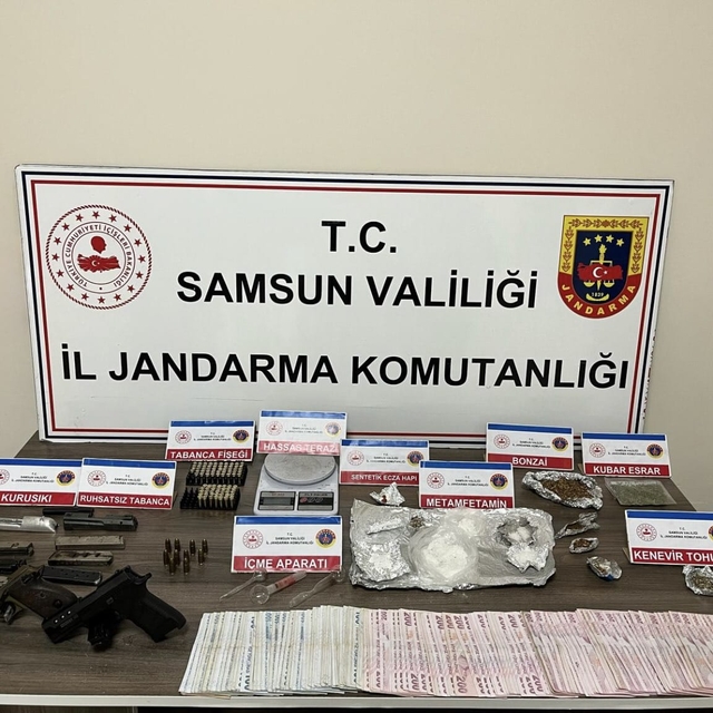 Samsun'da uyuşturucu operasyonunda 4 şüpheli yakalandı