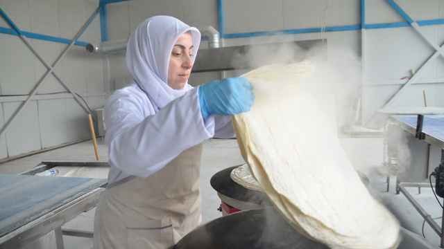 Konyalı kadınların kurduğu kooperatifin ürünleri zincir marketlerin raflarında
