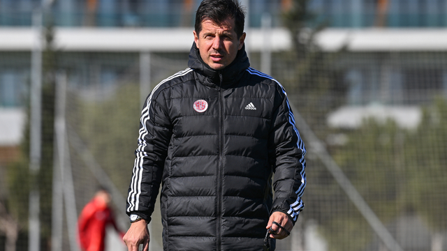 Antalyaspor, Kasımpaşa maçını kazanıp düşme hattıyla arasını açmak istiyor