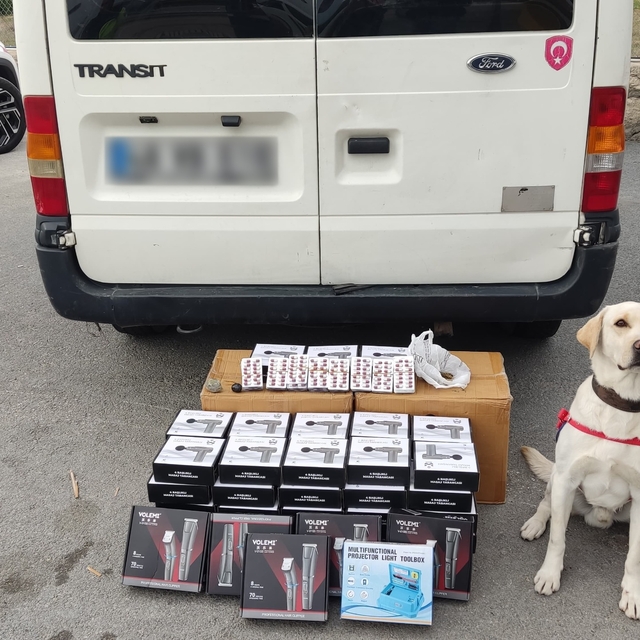 Mersin'de uyuşturucu operasyonunda 3 zanlı yakalandı