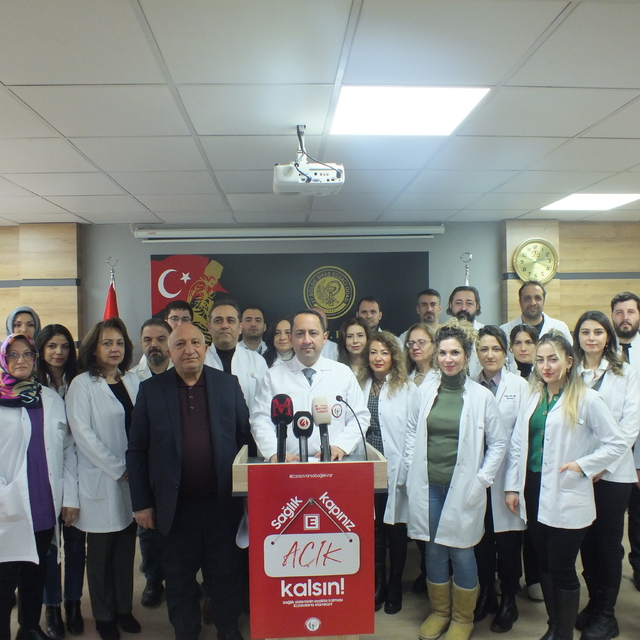 Sivas'ta eczacılar sorun ve taleplerini anlattı