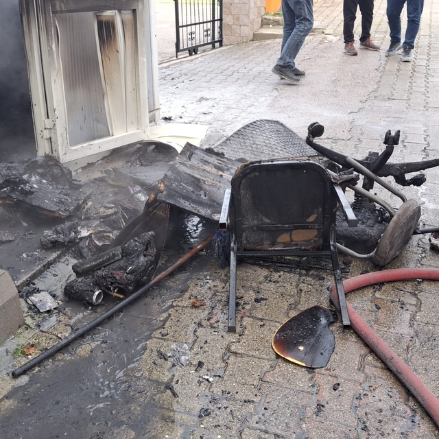 Sinop'ta okulun güvenlik kulübesinde çıkan yangın söndürüldü