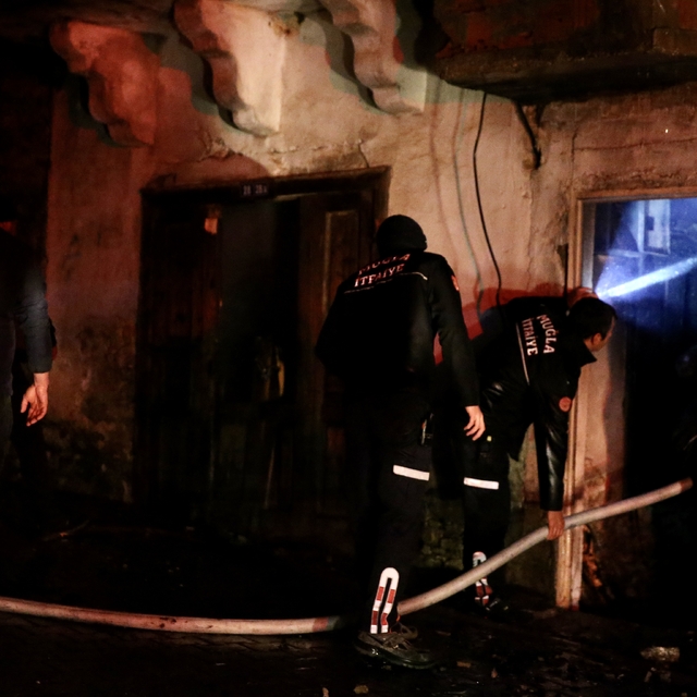 Fethiye'de evde çıkan yangın hasara neden oldu