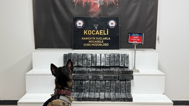 İran plakalı cipten 34 kilo eroin çıktı