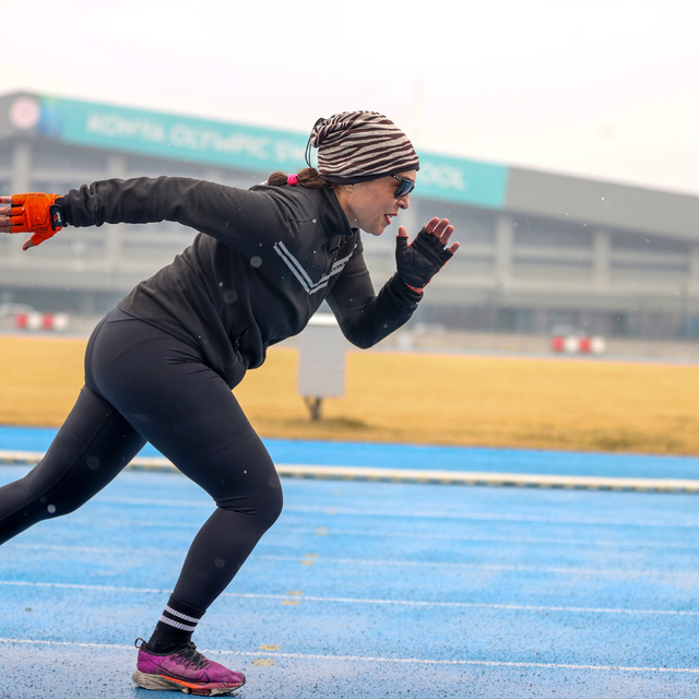 Komadan çıkıp 6 yılda atletizmde 55 madalya ve kupa kazandı