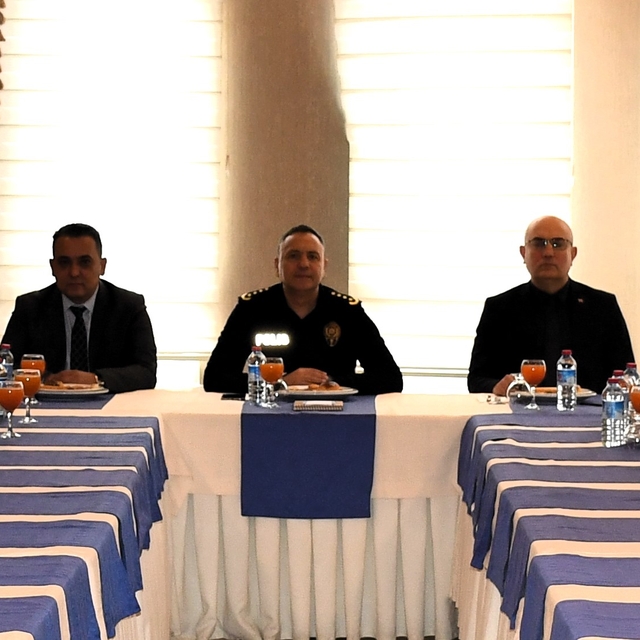 Bilecik İl Emniyet Müdürü Hakan Yılmaz, muhtarla buluştu