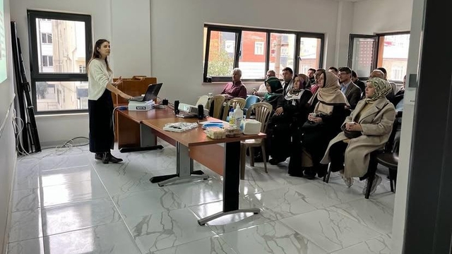 Bozyazı'da din görevlilerine ve öğrencilere ilk yardım eğitimi verildi