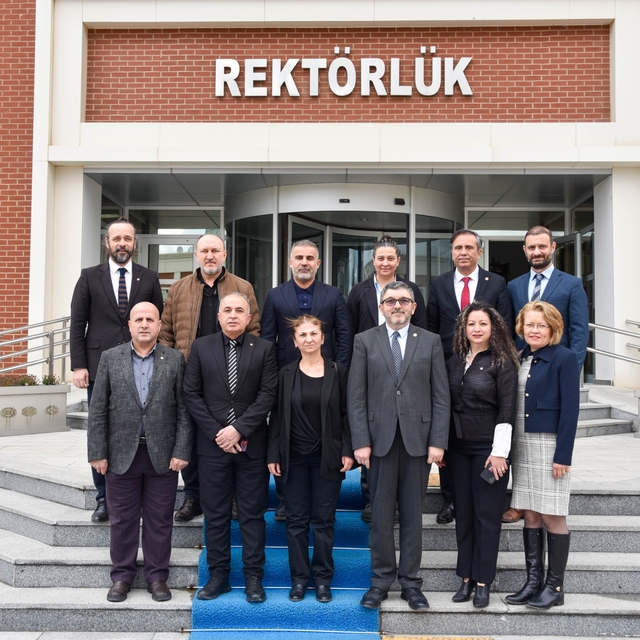 BŞEÜ ile Bozüyük TSO arasında lisansüstü eğitim işbirliği protokolü imzalan...