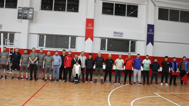 Yağlıdere'de Saruhan Bolat Voleybol Turnuvası düzenlendi