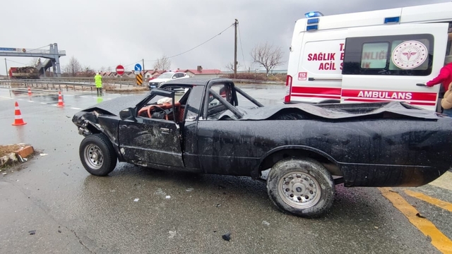 CHP Rize Milletvekili Tahsin Ocaklı trafik kazasında yaralandı