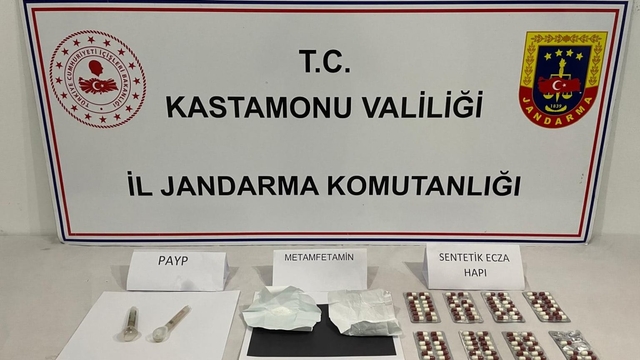 Kastamonu'da uyuşturucu operasyonunda 13 zanlı yakalandı