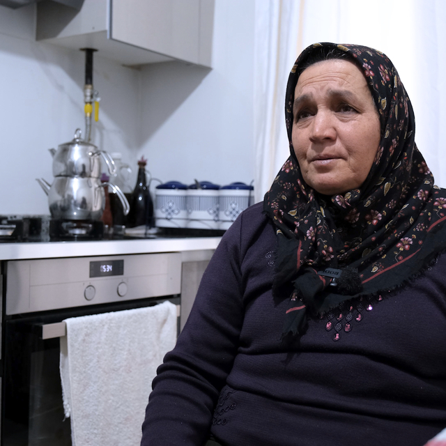 Hataylı depremzede Polat ailesine yeni evleri teslim edildi