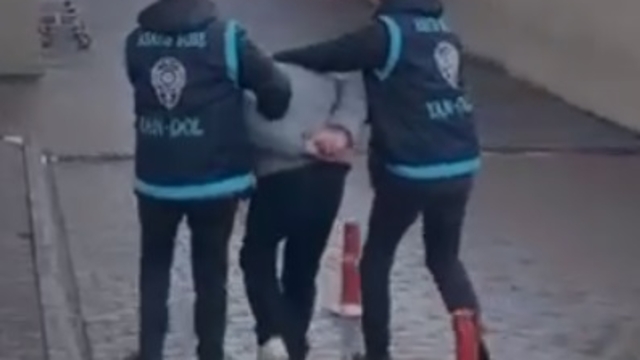 Kendisini kamu görevlisi olarak tanıtıp, 440 bin TL'lik dolandırıcılık yapan şüpheli yakalandı