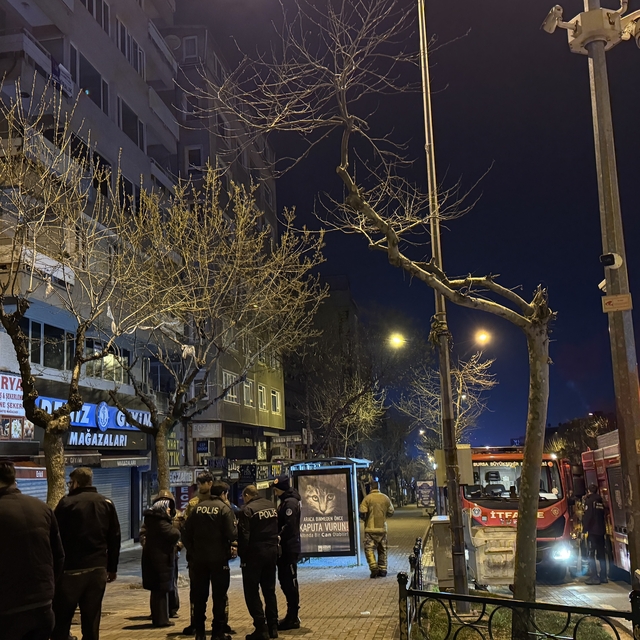 Bursa'da yangın çıkan ofiste bir kişi ölü bulundu