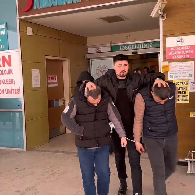 Bursa'da uyuşturucu operasyonu: 5 gözaltı