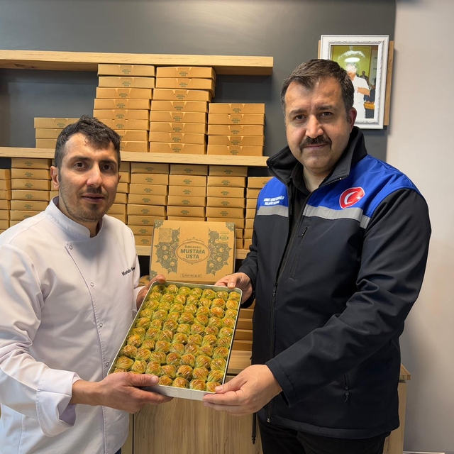 Suşehri Belediye Başkanı Kayaoğlu, esnafı ziyaret etti