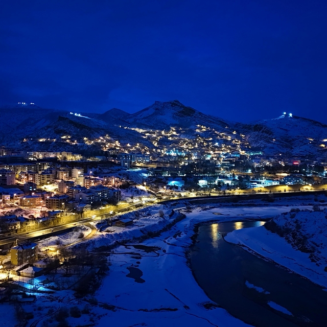 Tunceli beyaza büründü; güzel manzaralar dron kamerasında
